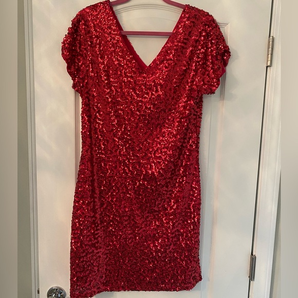 Macy's Dresses & Skirts - Bnwt red sequin dress